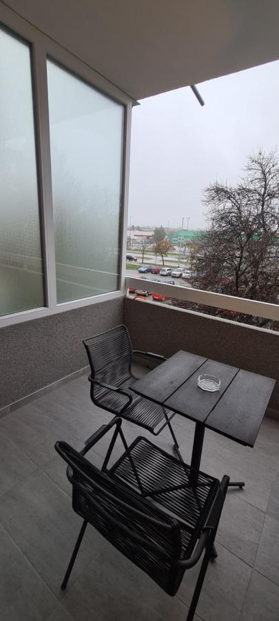 Apartment Sand - Entry With Pin 0 - 24H, Luxury Massage Chair Free Cancellation 24 Hours Before Check In Славонський Брод Екстер'єр фото