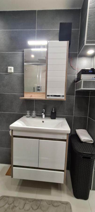 Apartment Sand - Entry With Pin 0 - 24H, Luxury Massage Chair Free Cancellation 24 Hours Before Check In Славонський Брод Екстер'єр фото