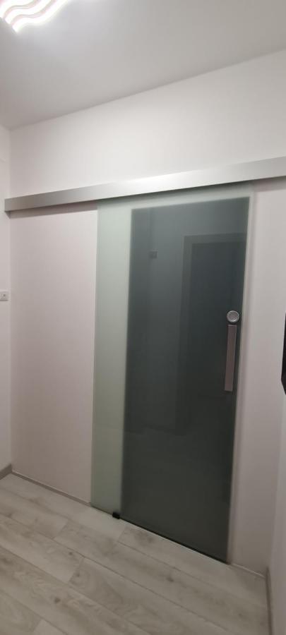 Apartment Sand - Entry With Pin 0 - 24H, Luxury Massage Chair Free Cancellation 24 Hours Before Check In Славонський Брод Екстер'єр фото